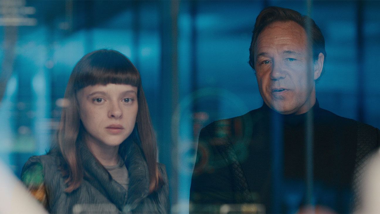 Shira Haas as DC Maplewood and Stephen Graham as Elias Mannix in Bodies.